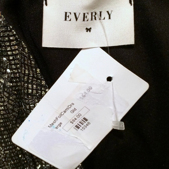 NWT. Metallic t-back mini dress by Everly. - Picture 3 of 8